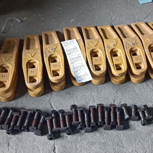 SDLG L955F BUCKET TOOTH LEFT RIGHT 29170039951/29170039961 左右边齿